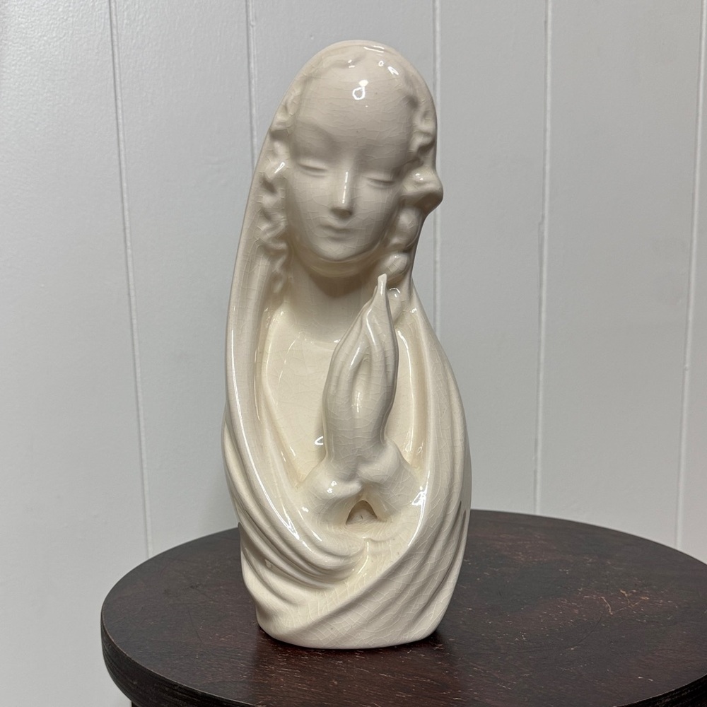 Vintage ceramic mother Teresa Mary figurine glazed